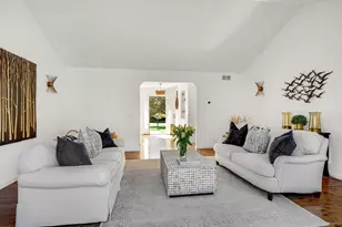 47 Tiffany Dr, Oak Bluffs, MA 02557 - Photo 9