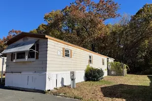 56 Contessa Ln, Springfield, MA 01119 - Photo 1