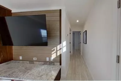 165 Newbury #4, Peabody, MA 01960 - Photo 5