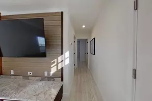 165 Newbury, Peabody, MA 01960 - Photo 5