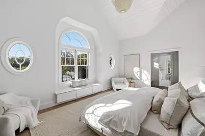 2 Beacon Hill Road, Marblehead, MA 01945 - Photo 27