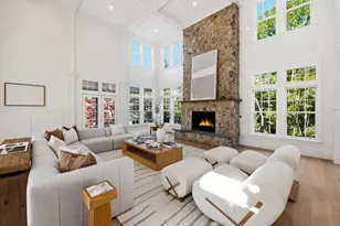 2 Beacon Hill Rd, Marblehead, MA 01945 - Photo 7