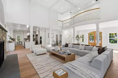 2 Beacon Hill Road, Marblehead, MA 01945 - Photo 11