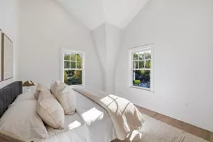 2 Beacon Hill Rd, Marblehead, MA 01945 - Photo 31