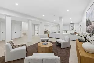 2 Beacon Hill Rd, Marblehead, MA 01945 - Photo 37