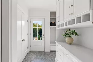 2 Beacon Hill Rd, Marblehead, MA 01945 - Photo 19