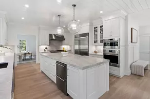 2 Beacon Hill Rd, Marblehead, MA 01945 - Photo 15