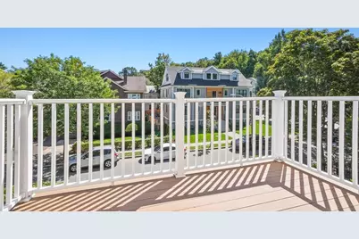 91 Verndale Stret #2, Brookline, MA 02446 - Photo 13