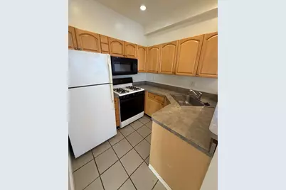 6 Humboldt Pl #2, Boston, MA 02127 - Photo 3