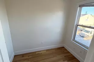 6 Humboldt Pl, Boston, MA 02127 - Photo 7