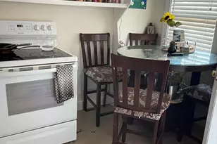 33 Gardner St, Portsmouth, NH 03840 - Photo 31