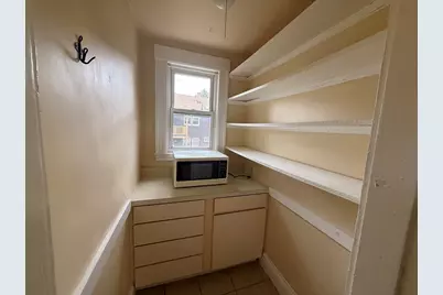 31 Linwood Avenue #31, Melrose, MA 02176 - Photo 9