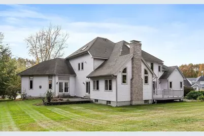 4 Hazelwood Circle, Andover, MA 01810 - Photo 5