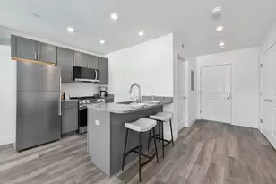 585 Essex St, Lynn, MA 01901 - Photo 5