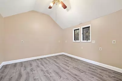 17 Otis St, Warren, MA 01083 - Photo 7