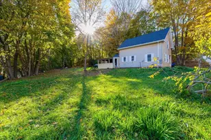 17 Otis St, Warren, MA 01083 - Photo 23