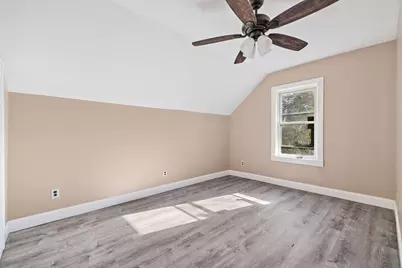 17 Otis St, Warren, MA 01083 - Photo 17