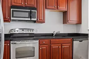 170 Clocktower Dr, Waltham, MA 02452 - Photo 7