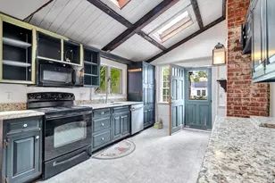 382 Main St, Amesbury, MA 01913 - Photo 25
