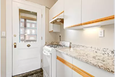 15 Lynde Street #26, Salem, MA 01970 - Photo 11