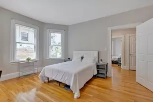 24 Bentley St, Boston, MA 02135 - Photo 7