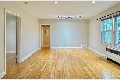 1 Dexter St #5, Malden, MA 02148 - Photo 5