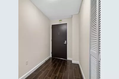 60 Longwood Ave #307, Brookline, MA 02446 - Photo 5