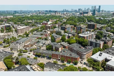 60 Longwood Ave #307, Brookline, MA 02446 - Photo 23