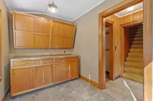 490 S Main St, Orange, MA 01364 - Photo 21