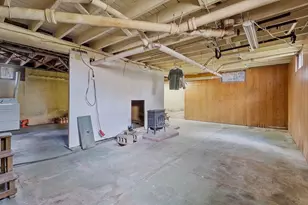 490 S Main St, Orange, MA 01364 - Photo 23