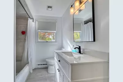 38 Appleton St, Saugus, MA 01906 - Photo 13