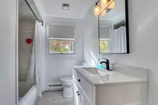 38 Appleton St, Saugus, MA 01906 - Photo 13