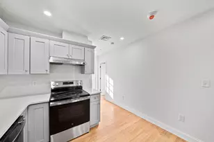 417 Commerical St, Weymouth, MA 02188 - Photo 3