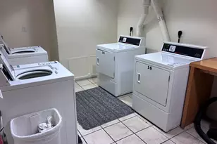 25 Alpine St, Boston, MA 02136 - Photo 11