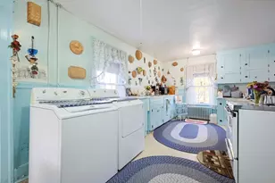 38 W Main St, Millbury, MA 01527 - Photo 11