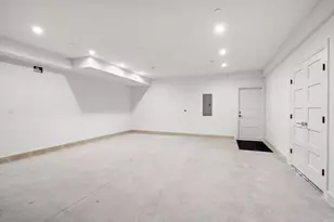 956 Walnut St, Newton, MA 02461 - Photo 31