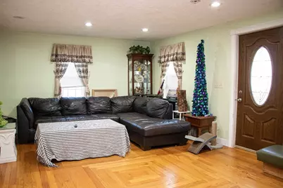 20 Washburn St, Worcester, MA 01610 - Photo 5