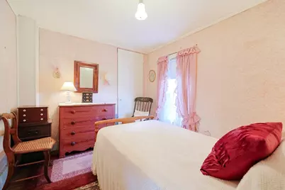 38 W Main St, Millbury, MA 01527 - Photo 17