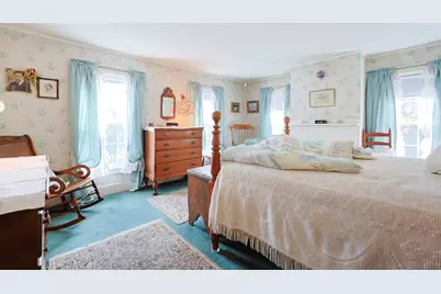 38 W Main St, Millbury, MA 01527 - Photo 21