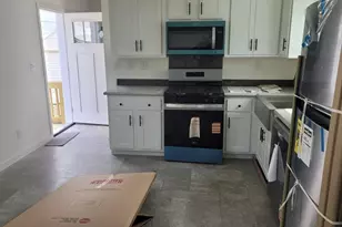 286 Newbury, Peabody, MA 01960 - Photo 17