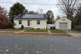 178 Lafayette St, New Bedford, MA 02745 - Photo 1