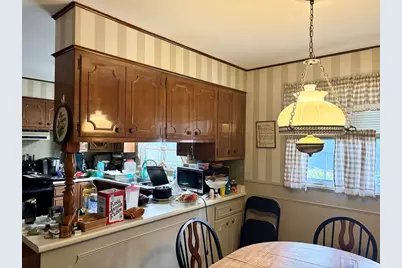 2 Howland Ter, New Bedford, MA 02740 - Photo 5