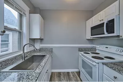 41 Salem St. #2L, Salem, MA 01970 - Photo 7