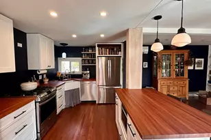 33 Williams St, Buckland, MA 01370 - Photo 5