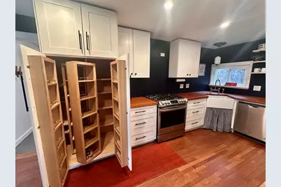 33 Williams St, Buckland, MA 01370 - Photo 7