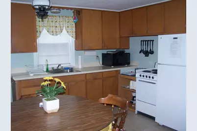 334 Phillips, Sandwich, MA 02532 - Photo 3