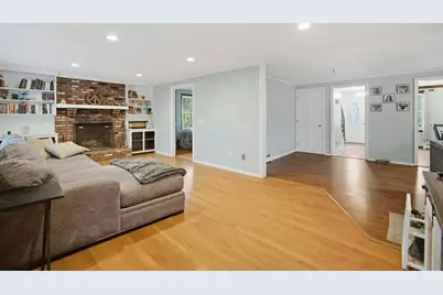 72 Tanglewood Dr, East Longmeadow, MA 01028 - Photo 11