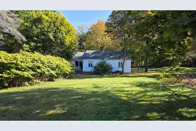 289 Richards Ave, Paxton, MA 01612 - Photo 3