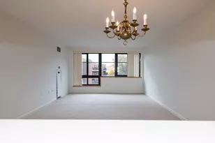 200 Ledgewood Dr, Stoneham, MA 02180 - Photo 11