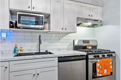 655 W Lowell Ave #6, Haverhill, MA 01832 - Photo 11